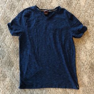 Great condition v neck